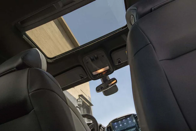 chevrolet-cruze-sport6-rs-2023-teto-solar