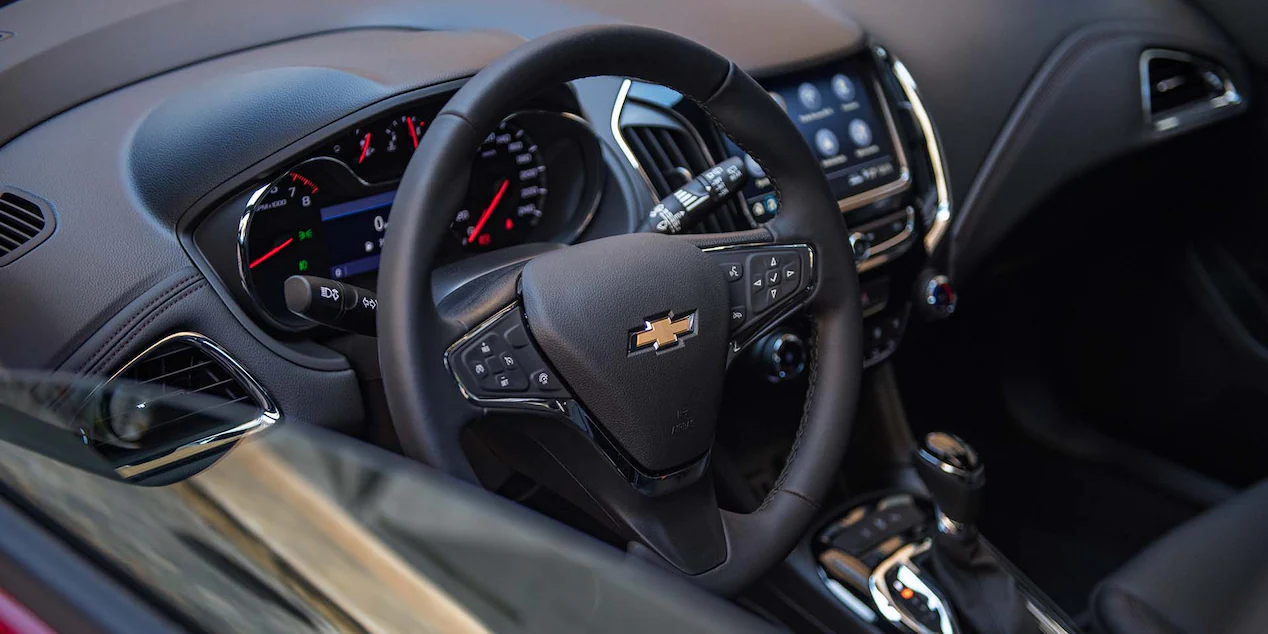 direção-volante-chevrolet-cruze-sport6-rs-2023