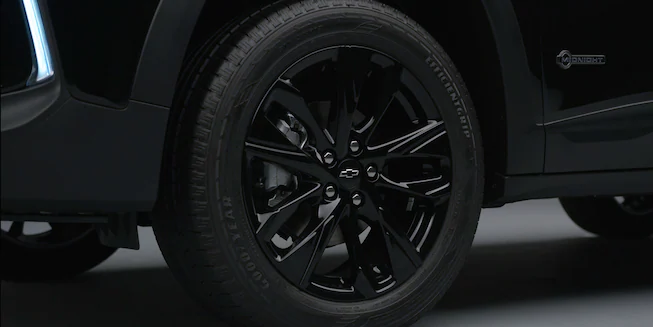 Tracker Midnight Rodas