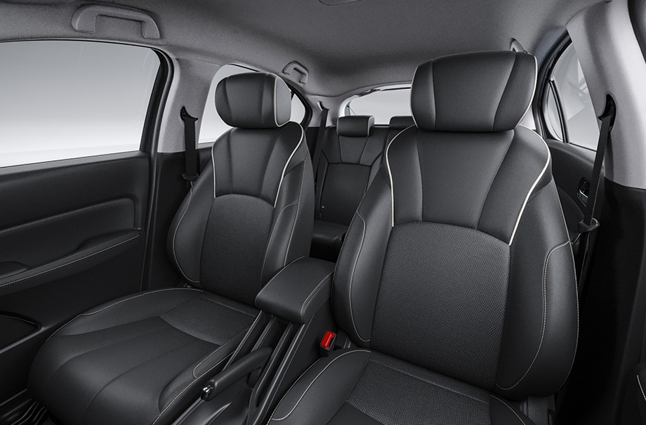 Honda_City_Hatch_2022_Features_Internas_Bancos_Dianteiros_Touring_P01