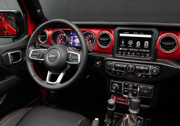 Jeep-gladiator-interior-painel-preview
