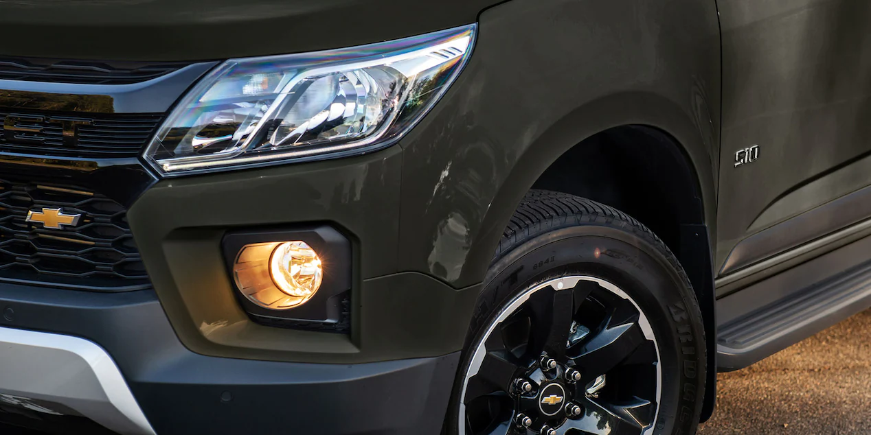 chevrolet-s10-hc-design-farol