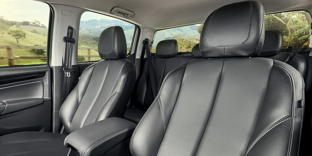 chevrolet-s10-z71-design-interior-bancos