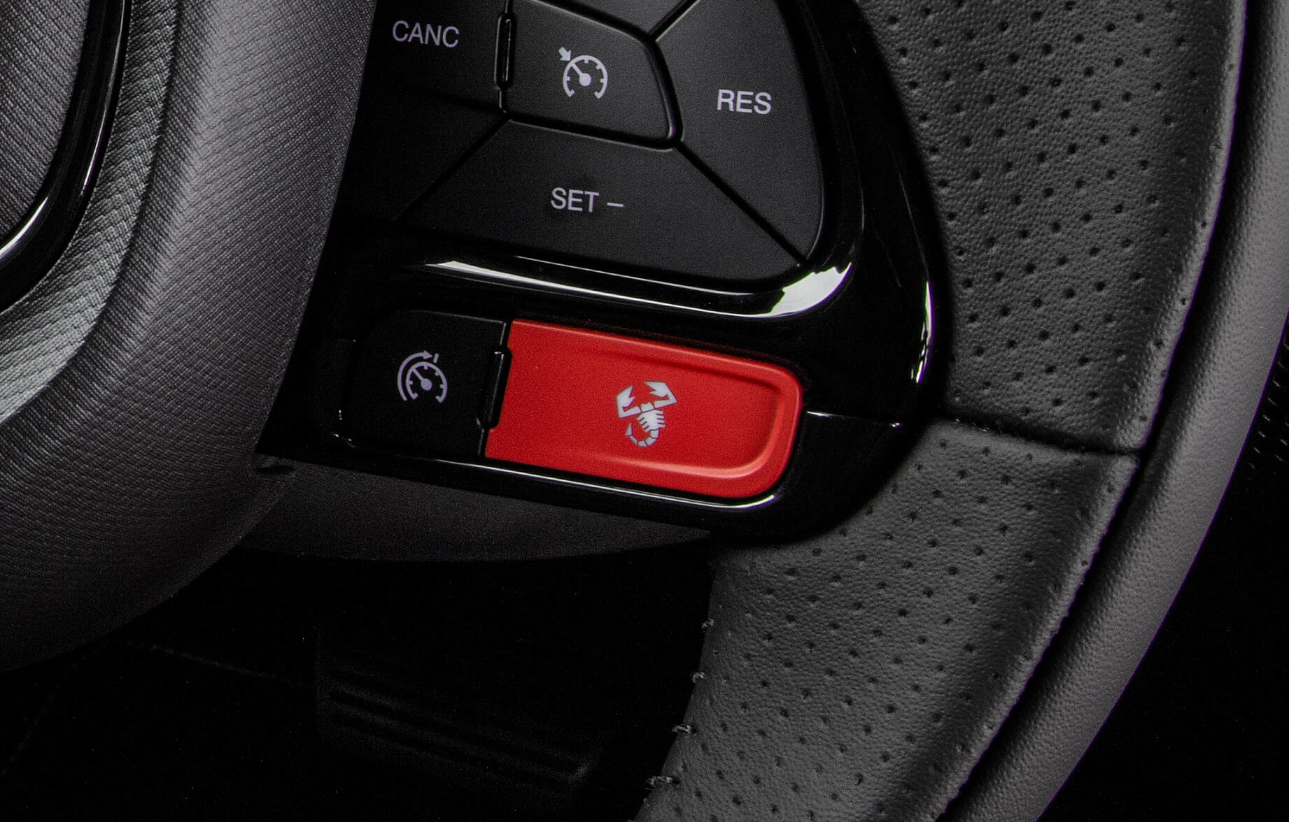 comandos no volante fastback