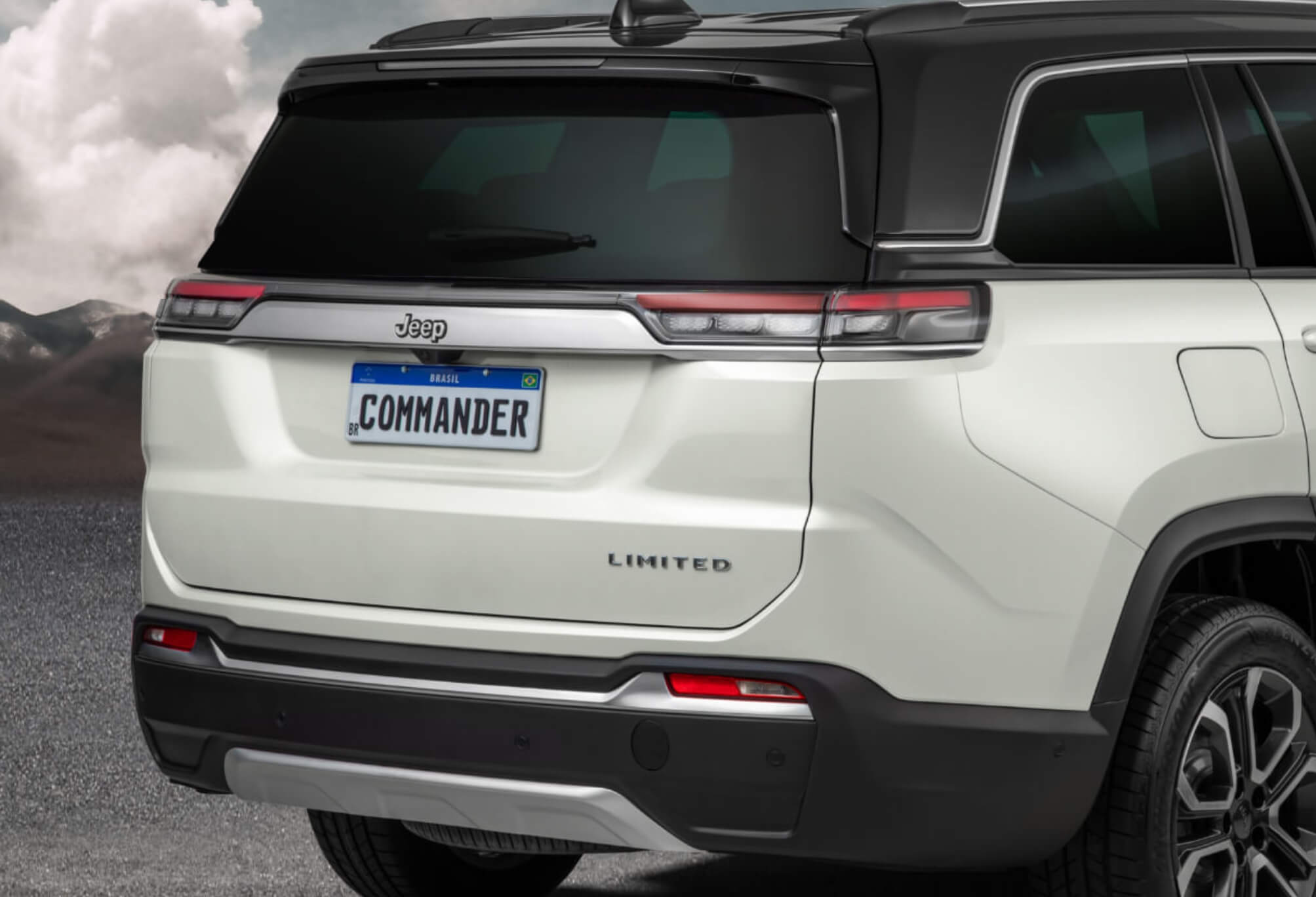 jeep-commander-branco-traseira@3x