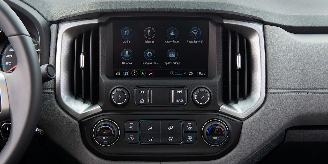 s10-cabine-dupla-ltz-design-interior-painel-mylink
