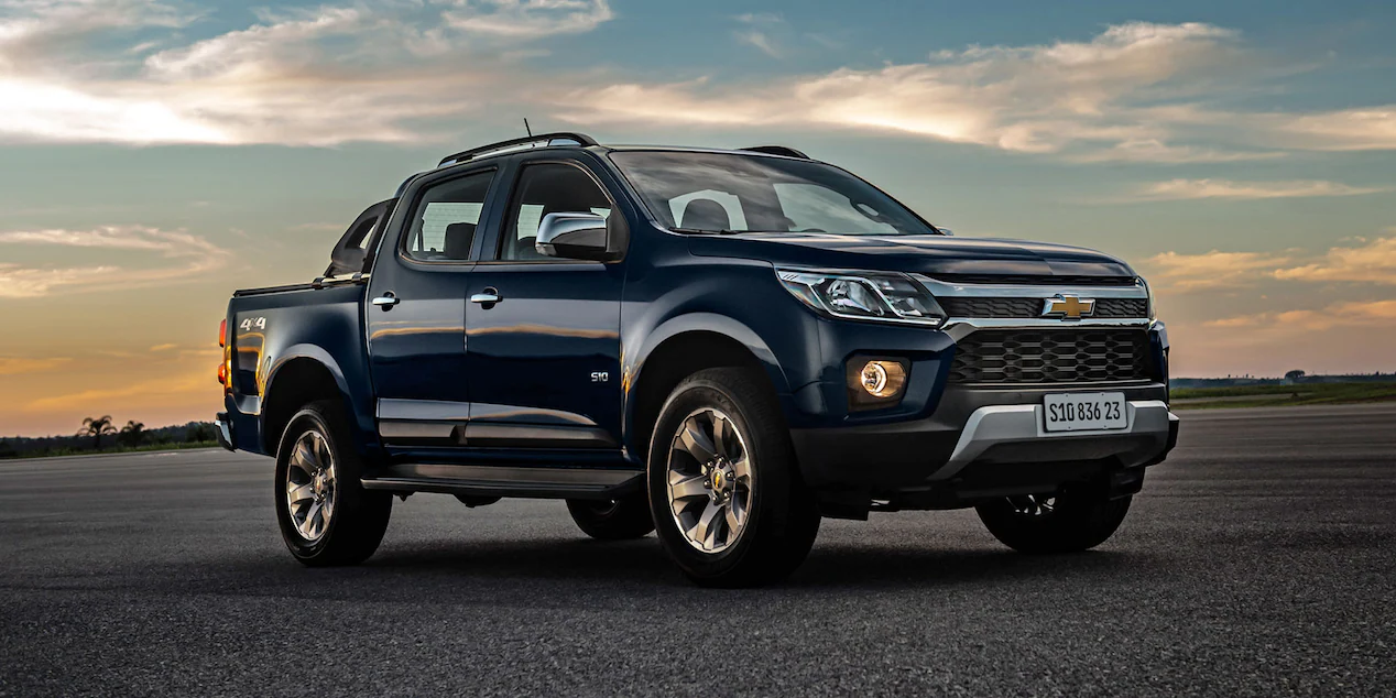 s10-cabine-dupla-ltz-design-lateral-dianteira