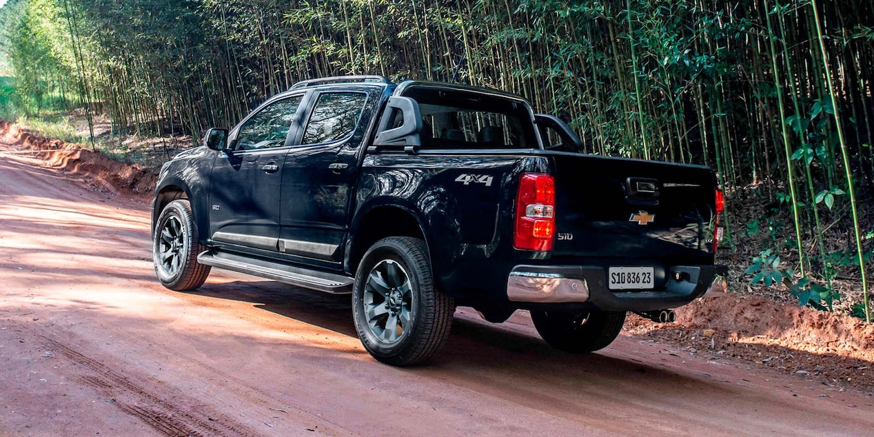 s10-cabine-dupla-ltz-design-lateral-traseira