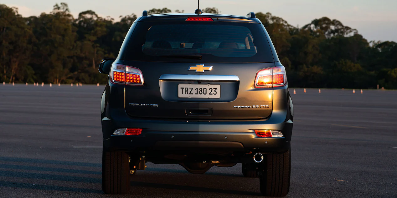 trailblazer-traseira